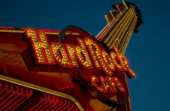 Luminoso de la guitarra símbolo de Hard Rock.